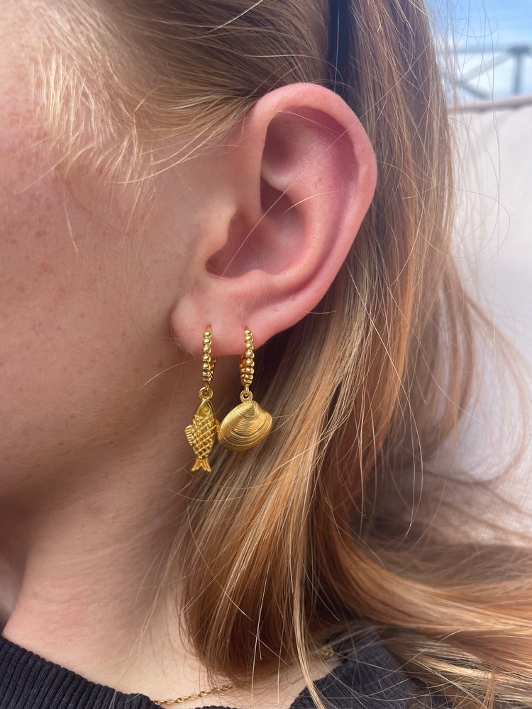 Clam Shell Earrings